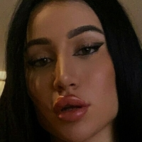 Natali Fuuentes Nøgen