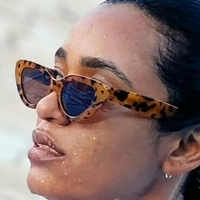 Nayane Oliveira Nøgen