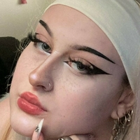 nellyeve Nøgen