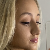 Nikkitta Sawyer Nøgen