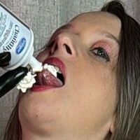reinatuyacamila Nøgen