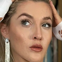 rhiannonryderfreepage Nøgen