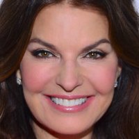 Sela Ward Nøgen