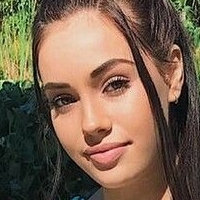 Shaelah McGilton Nøgen