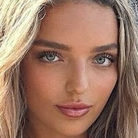 Shelby Green Nøgen