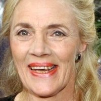 Shirley Stelfox Nøgen