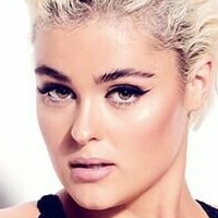 Stefania Ferraro Nøgen
