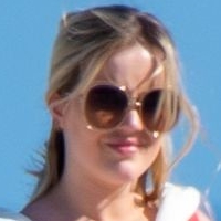 Tabitha Willett Nøgen