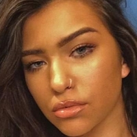Tahlia Chung Nøgen