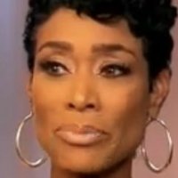 Tami Roman Nøgen