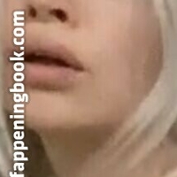 thesilvervixen Nøgen