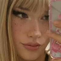 TooBrokeForVicky Nøgen