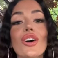 Vanessa Brahimi Nøgen