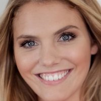 Viviane Geppert Nøgen