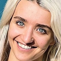Xia Brookside Nøgen