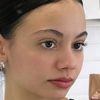 Zoe Manoek Nøgen